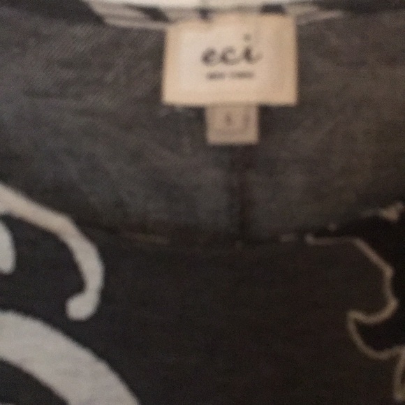 Top - Picture 3 of 4